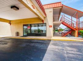 Econo Lodge, hotel com estacionamento em Dyersburg