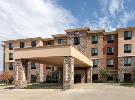 Comfort Suites Greenville, hotelli kohteessa Greenville