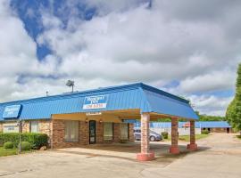 Rodeway Inn Gainesville I-35, motel in Gainesville