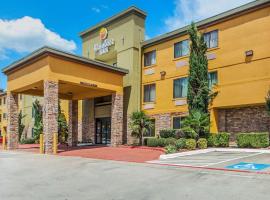 Comfort Inn Dallas Park Central, hotel u gradu Dalas