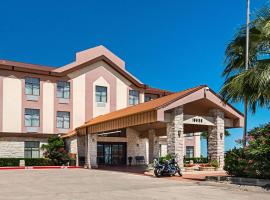 Quality Inn & Suites, hotell sihtkohas Buda