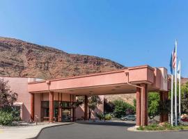 Quality Suites Moab near Arches National Park, hotel din Moab