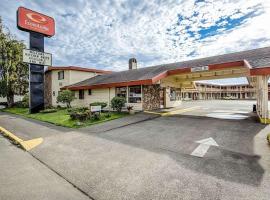 Econo Lodge Inn & Suites, hotell i Hoquiam