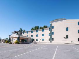 Rodeway Inn and Suites - Charles Town,WV, хотел в Чарлс Таун