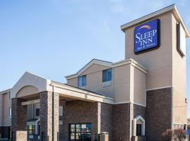 Sleep Inn & Suites Topeka West I-70 Wanamaker、トピカのホテル