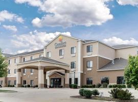 Comfort Inn & Suites Lawrence, hotel in Lawrence
