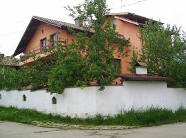 Хаджибулевата Къща, къща за гости в Ковачевци