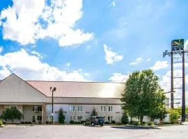 Quality Inn & Suites Elizabethtown