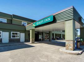 Quality Inn Bracebridge, hotel with jacuzzis in Bracebridge