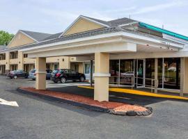 Quality Inn Waterbury, hotel en Waterbury