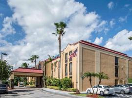 Comfort Inn & Suites Lantana - West Palm Beach South, hotel with parking in Lantana