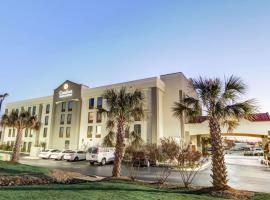 Comfort Inn & Suites, hotel in Athens