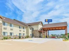 Comfort Inn & Suites Riverview near Davenport and I-80