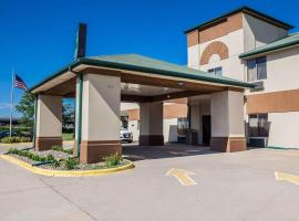 Quality Inn & Suites Altoona - Des Moines, отель в городе Алтуна
