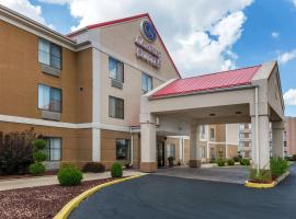 Comfort Suites near I-80 and I-94, hotel di Lansing
