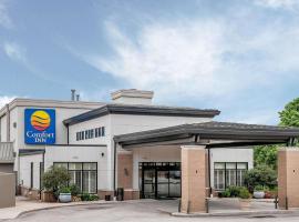 Comfort Inn Bloomington near University, hotel u gradu Blumington