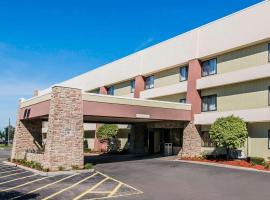 Quality Inn & Suites Warren - Detroit, hotel v destinaci Warren