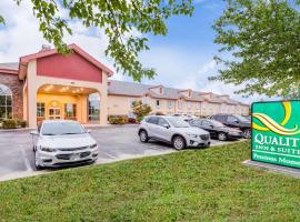 Quality Inn & Suites, hotel cerca de Aeropuerto de Joplin Regional - JLN, Carthage