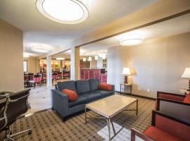 Quality Inn & Suites Boonville - Columbia, hotel with parking in Boonville