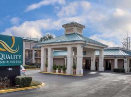 Quality Inn & Suites, Hotel mit Parkplatz in Clinton