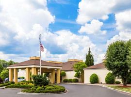 Quality Inn West of Asheville, hotel with parking in Canton