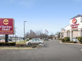 Clarion Hotel and Conference Center, hotel en Ronkonkoma