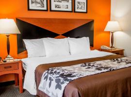 Sleep Inn & Suites Oklahoma City Northwest, хотел близо до Shartel Shopping Center, Оклахома Сити