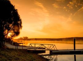 NRMA Warrnambool Riverside Holiday Park, ξενοδοχείο στο Γουόρναμπουλ