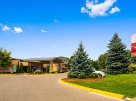 Best Western Plus Guildwood Inn, hotel in Sarnia