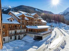 Noemys Balcons de Bois Méan, hotel con jacuzzi en Les Orres