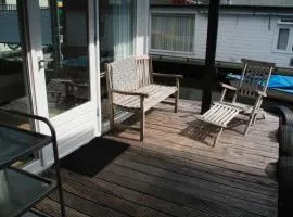 Houseboat Studio Sooki