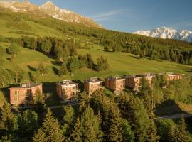 L'Aiguille Grive Chalets Hotel, hotel in Arc 1800