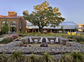 Cavalry Court, by Valencia Hotel Collection, hotel near George Bush Museum at College Station, College Station