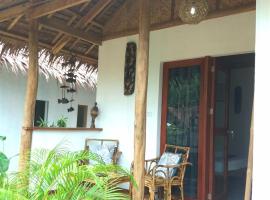 ์ฐ ๋น์ผํ
์ ์์นํ ํธํ
Valerie Lodge