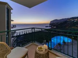 Vila Formosa I by An Island Apart
