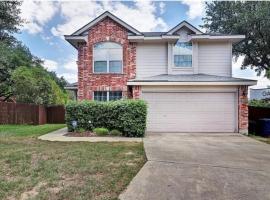 Helotes Family Retreat, feriehus i San Antonio