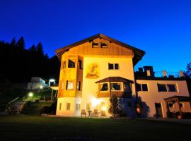 Hotel-Garni Drachenburg, hotel em Mittenwald