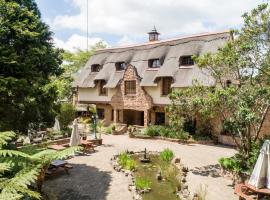 Chantecler Hotel, hotel v destinaci Bothaʼs Hill