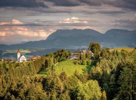 Landgasthof Hotel Menzberg, hotel v destinaci Menzberg
