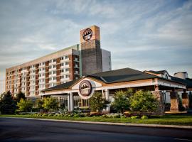 Akwesasne Mohawk Casino Resort and Players Inn Hotel -formerly Comfort Inn and Suites Hogansburg NY, курортный отель в городе Hogansburg