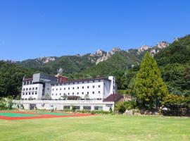 Daedunsan Hotel、Wanjuのホテル