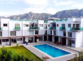 Sunshine Prestige apartments, cheap hotel in Ayios Yeoryios