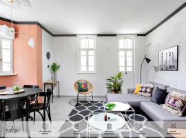 Mr. Katinsky - By TLV2GO