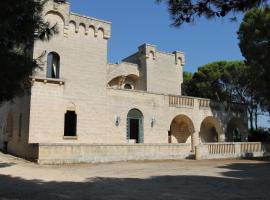 Villa Galeasi, hotel z bazenom v mestu Grottaglie