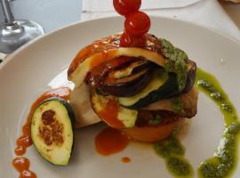 Hostal Restaurante El Parador, hostel ở Alcaracejos