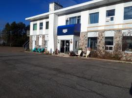 Nipigon Travelers Motel, motel v destinaci Nipigon