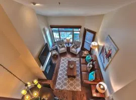 Sundial Lodge Superior Penthouse by Canyons Village Rentals