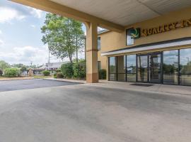 Quality Inn Andalusia, hotel a Andalusia