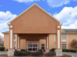 Quality Inn & Suites I-40 East, hotel near Bill and Hillary Clinton National Airport - LIT, North Little Rock