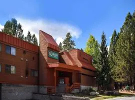 Quality Inn near Mammoth Mountain Ski Resort